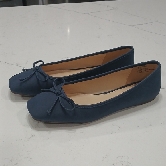 Liz Claiborne Navy Blue Ballet Flats Sz 9 New Without Tag Or Original Box - Picture 1 of 7